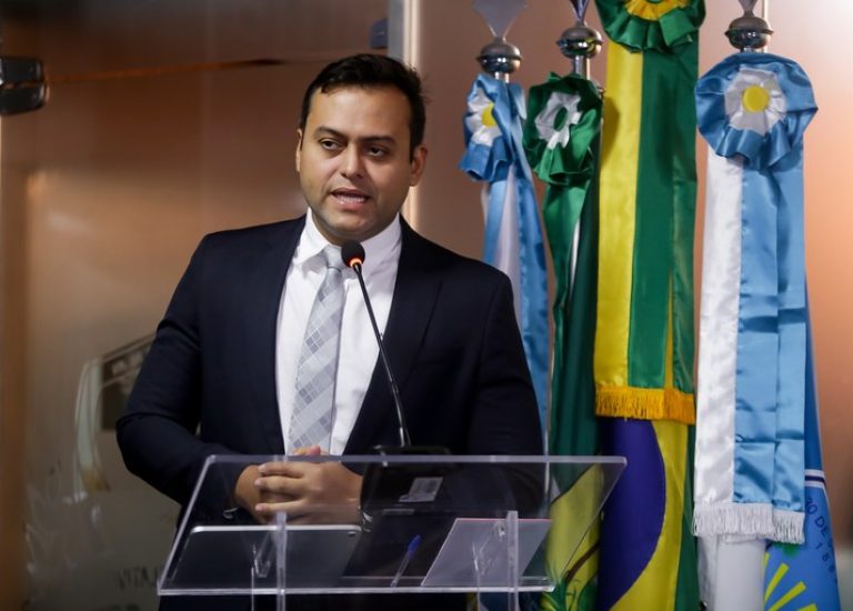 735f5c71-d3f7-4d9a-8bda-705d91b6e45e (1)