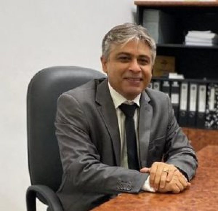 Artur-1-e1609935591975-300x290