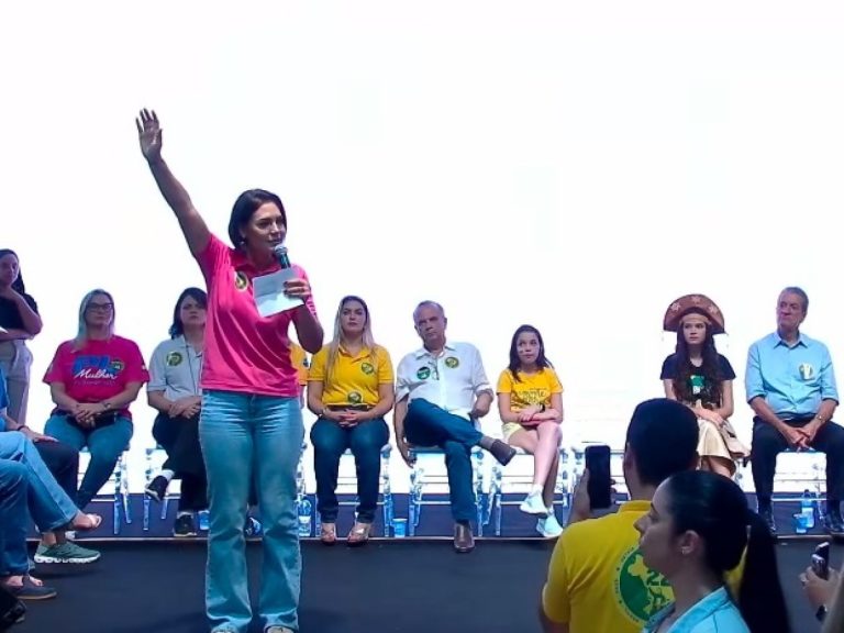 Michelle-diz-que-Bolsonaro-vai-voltar-a-presidencia-da-Republica
