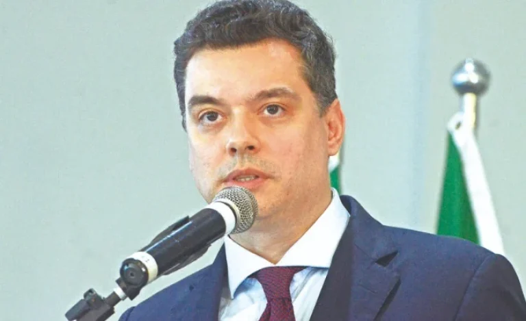 Walter-Alves-assume-governo-1