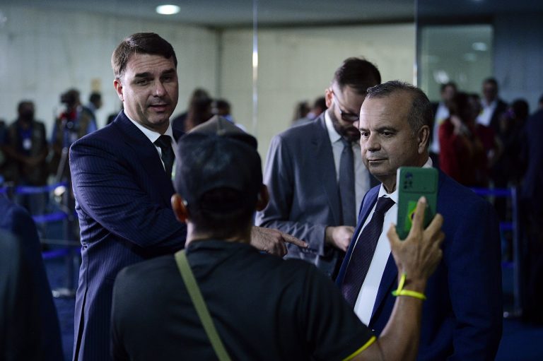 flavio-bolsonaro-rogerio-marinho