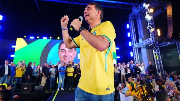flavio_bolsonaro_6d3c24335d-1024x576